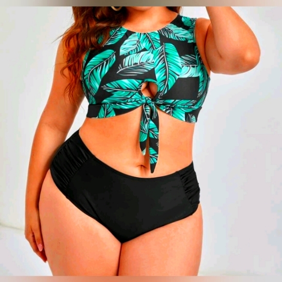 SHEIN 0XL print top and black   bottom swimsuit - Picture 1 of 9